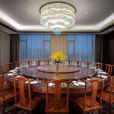 Ramada Wyndham Zhengzhou Xinzheng Hotel Xinzheng  Eksteriør billede