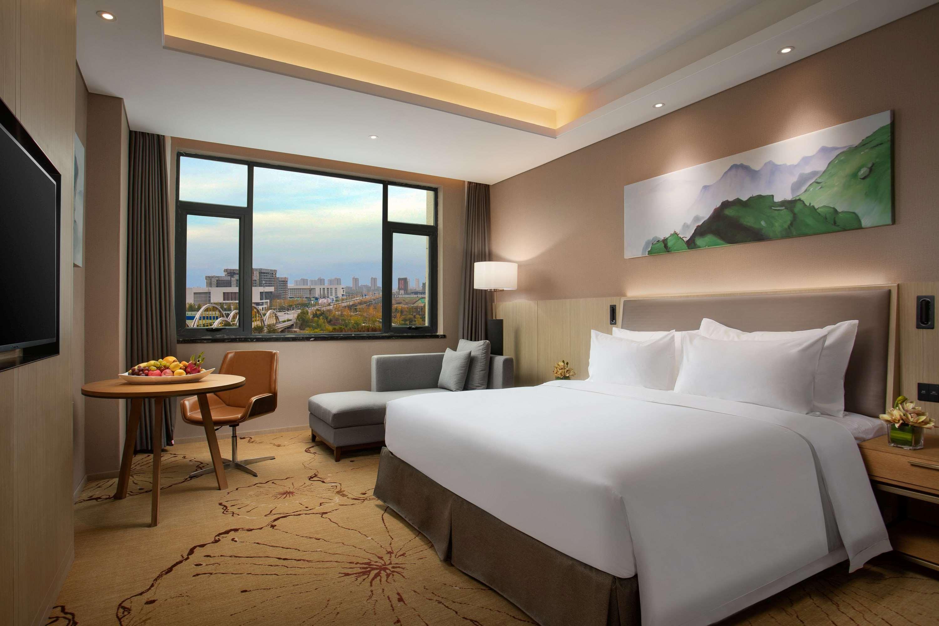 Ramada Wyndham Zhengzhou Xinzheng Hotel Xinzheng  Eksteriør billede