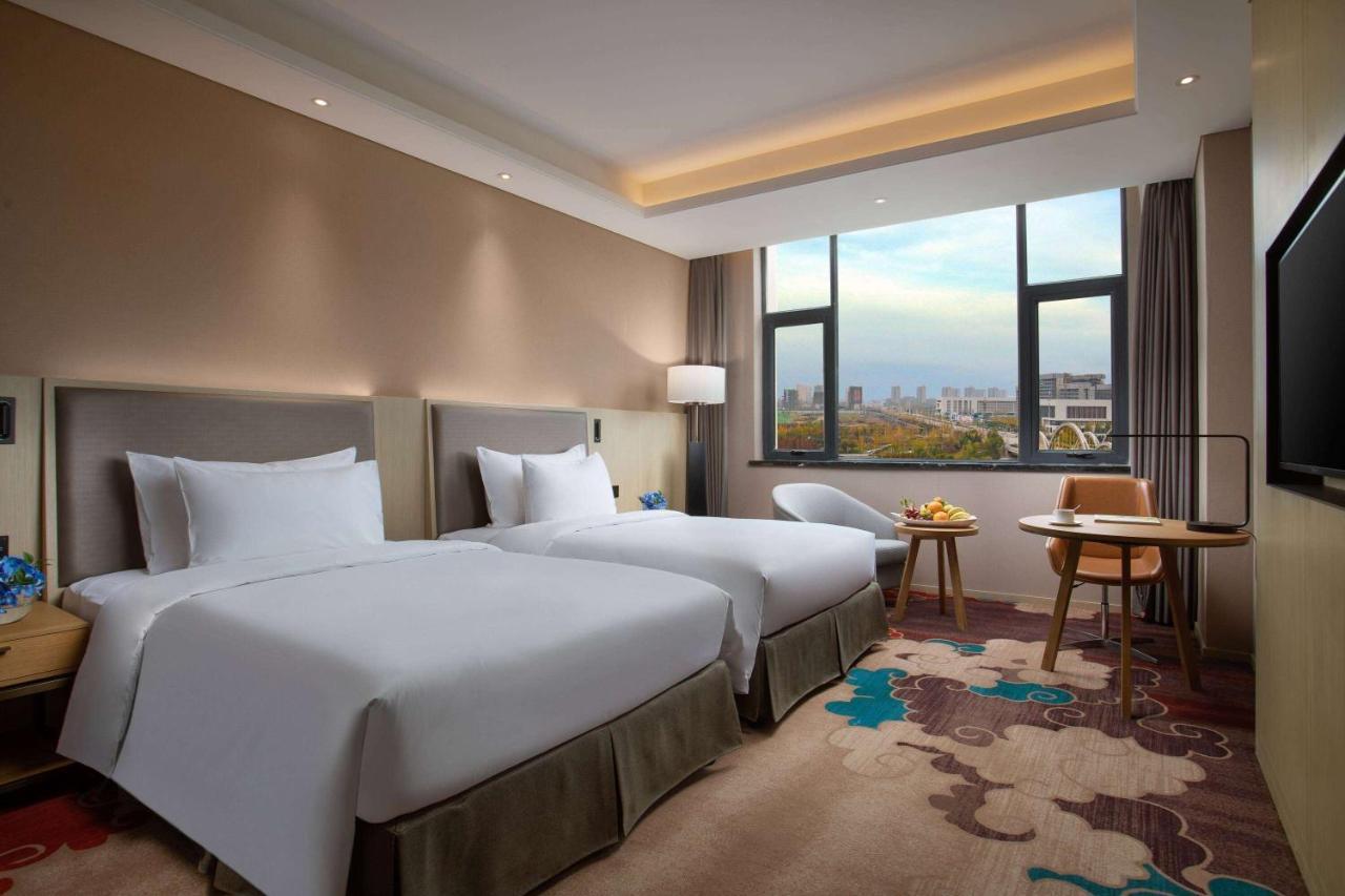 Ramada Wyndham Zhengzhou Xinzheng Hotel Xinzheng  Eksteriør billede
